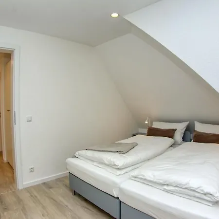 2,5 Westfalenhalle Und Universitaet Fusslaeufig 多特蒙德